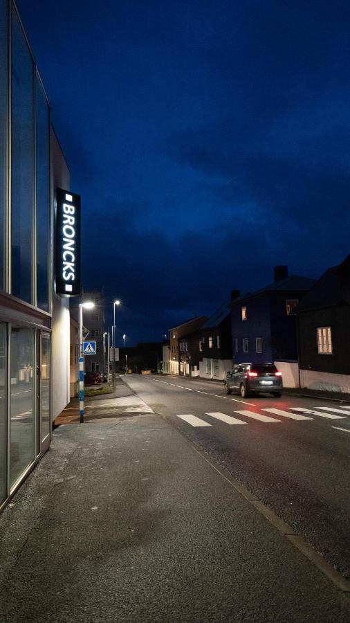 Broncks Apartment 2 - Modern 2-Bedroom In The Heart Of Tórshavn Exteriér fotografie